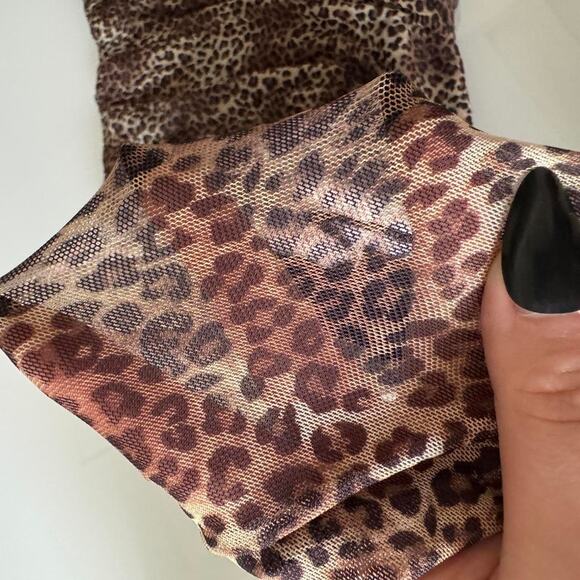 Leopard flared pants stretchy has - Picture 5 of 6